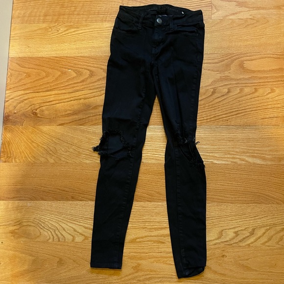 American Eagle Outfitters Denim - American eagle black skinny jeans.  Stretch.  Size 0.